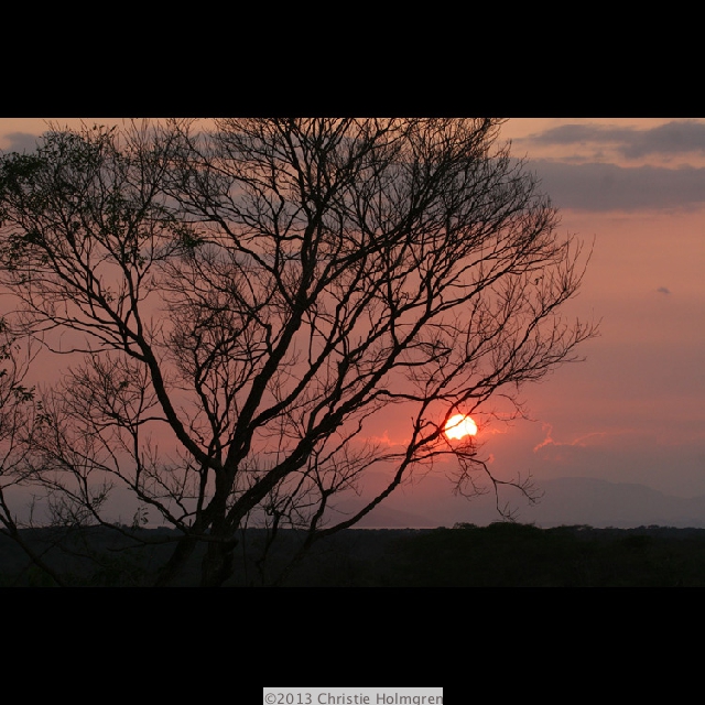 Sunset<br/>at Cerro<br/>Lodge 1